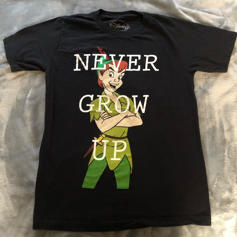 🧚🏿‍♀️Disney’s Peter Pan XS Tee🧚🏿‍♀️